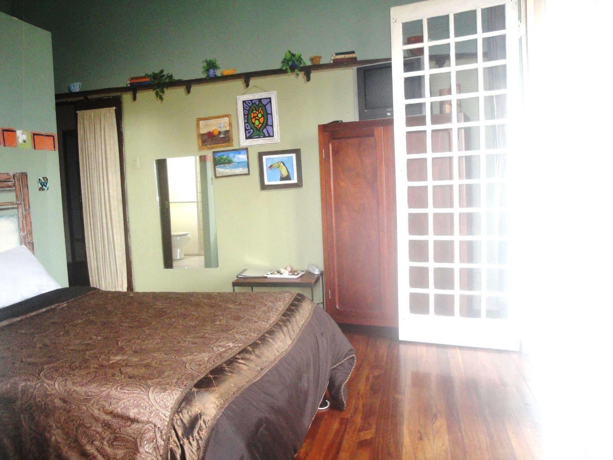 Hemingway Inn San José Esterno foto